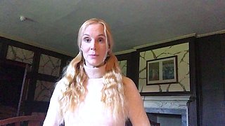 Gorgeous webcam teen in stockings w anal toy