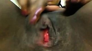 Ebony Masturbates on Webcam