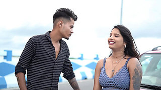 Desi Girl Tejaswini Viral Road Sex - 18 Year Old Indian Bhabhi Hardcore Fucking