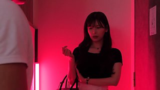 Let The Multi-recruited Woman Eat The Raw Counter And Run