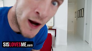 Sislovesme - huge arsed stepsis Daisy Stone shares her stepbro's cock with her wild besties