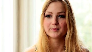 Blonde teen Sierras first erotic masturbation video