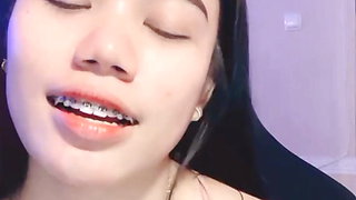 Cute indonesian girl masturbate to massive squirt orgasm