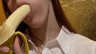 my ex sucks a banana