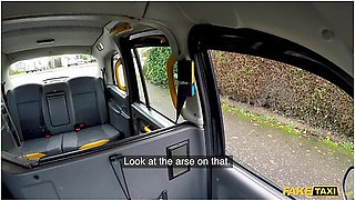 Milf Jogger Gets A Big Cock In Her British Pussy With Talula Thomas