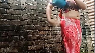 Desi erotic sexy sisters shower scene in open bathroom.  Lust girl akhi bath scene and pissing