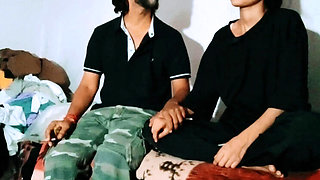 Desi stepdaughter Saraswati sucks daddy's big cock in homemade 4k Hindi porn