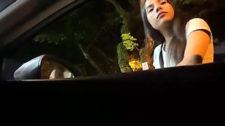 Blonde Amateur Gives Blowjob in Car for Cash