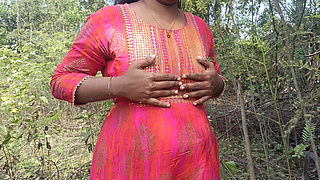 College Student Outdoor Hot Romance