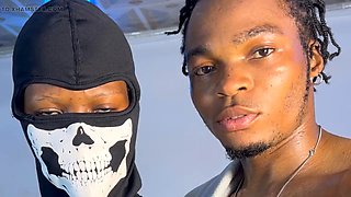 Viginbois Big Butt TS Public Nudity