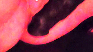 Musclemommy is so horny that she can't stop fucking and squirting herself