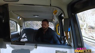 Lorenzo Viota's Wild Hooters in Steamy Taxi