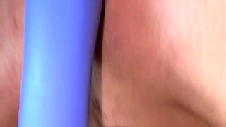 Amateur close up ass toying