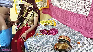 Karvachauth Par Utha Uthake Chudayi Kari, Upwas Lund Ke Pani Se Khola, Puri Raat Jamkar Pela Chut Ke Pani Se Bedsheet Bhig Gaya