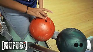 Gaby Ortega sneaks into a public bowling alley and fucks a cute guy while her friends watch - Mofos