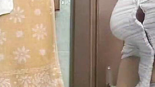 This Slut Washes the Man's Cock Well Before Taking It in the Ass