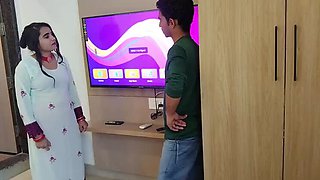 Indian Bhabhi Fucked Hard by Mechanic - Big Tits & Doggystyle Action