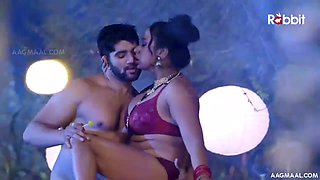 Indian hot MILF imassioned erotic video