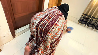 Egypt Beautiful Big Ass & Tight Pussy Hot Stepmom Stuck Under Bed Then She Want Rough Anal From Me