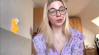 5 Sissy Tasks to Perform at Home