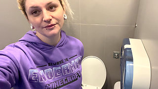 Gym Girl Public Toilet Pissing