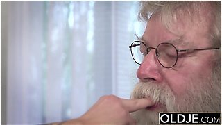 Emily Brix In And Old Porn Sexy Fucked By Old Man On The Couch She Rides His Cock