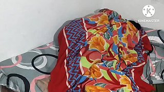 Desi housewife maid hot chudai with Saxesageth - Indian married bhabhi sex