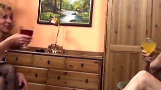 Group Of Dirty Old Lesbians Fucking A Teen 18+ - Mature Aliz