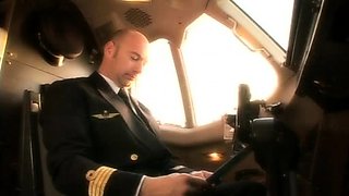 Doggystyle hardcore in the bathtub with a babe