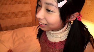 Amateur asian stepsister teen eating pussy in high def