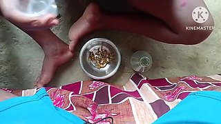 Desi Bhabhi Drunk and Sucking Cock - Hot Indian Housewife Anal Sex