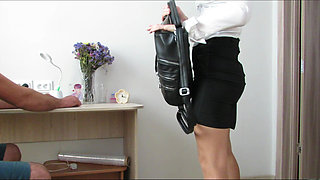 The Teacher Came to Complain to the Father About the Student and Left