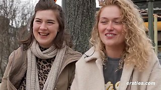 Hot German Lesbians Lindsey Cruz Fingering & Eating Pussy - Amateur HD Sex