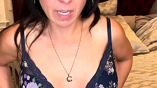 Love Chat Big Boobs Brunette Masturbating For Cam
