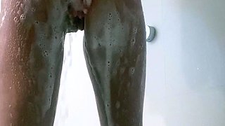 Amateur blondie solo anal masturbation