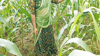 Desi Indian sister-in-law liked Jiju's black thick cock in the corn field and got fucked