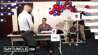 Election Day Fuck Fest - Cute Bottom Gets Asshole Destroyed Before Voting - Say Uncle