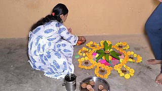 Indian Puja Bhabhi delivers intense sensual diwali hardcore blowjob pleasure
