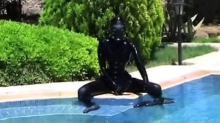 Outdoor solo scene with Ivana masturbating pussy