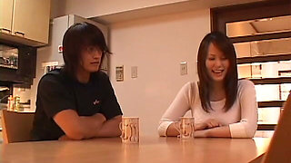H-cup Young Wife Drowns in Forbidden Pleasure and Secret Apartment Affairs - 3