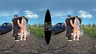 Fix my car and Fuck my pussy - AmateurCouplesVR