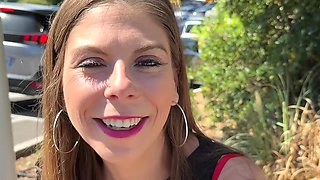 A well-deserved reward for Valentina - Jacquie et Michel TV