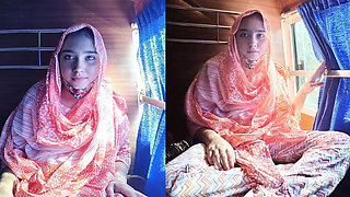 Indian College Girl First Time Sex on Moving Bus with Bhabi Desi