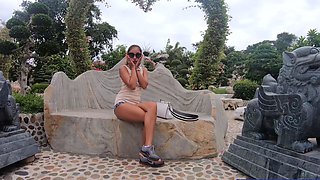 Crocodiles munching and making his amateur Thai GF cum hard