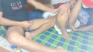 Newest Married Bangladeshi step Brother and step sister -stepbhai se chudwa rahi thi tabhi step mummy Against Mera pass