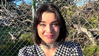 Luna, her big breasts are a deadly weapon! - Jacquie et Michel TV