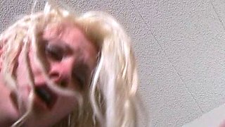 Hot amateur blonde babe blowjob