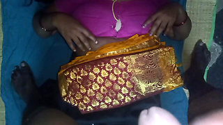 Indian Thelgu Bhabhi Housewife Fucking in Homemade