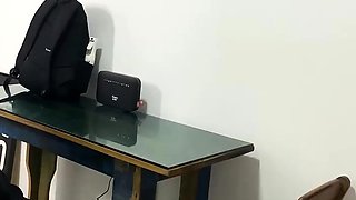 MEU NAMORADO SAIU E O AMIGO DELE CHEGOU EM CASA PRA ME