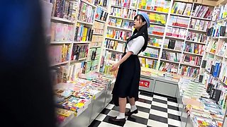 We Love Amateur Asian College Teens in Dorm pt 1